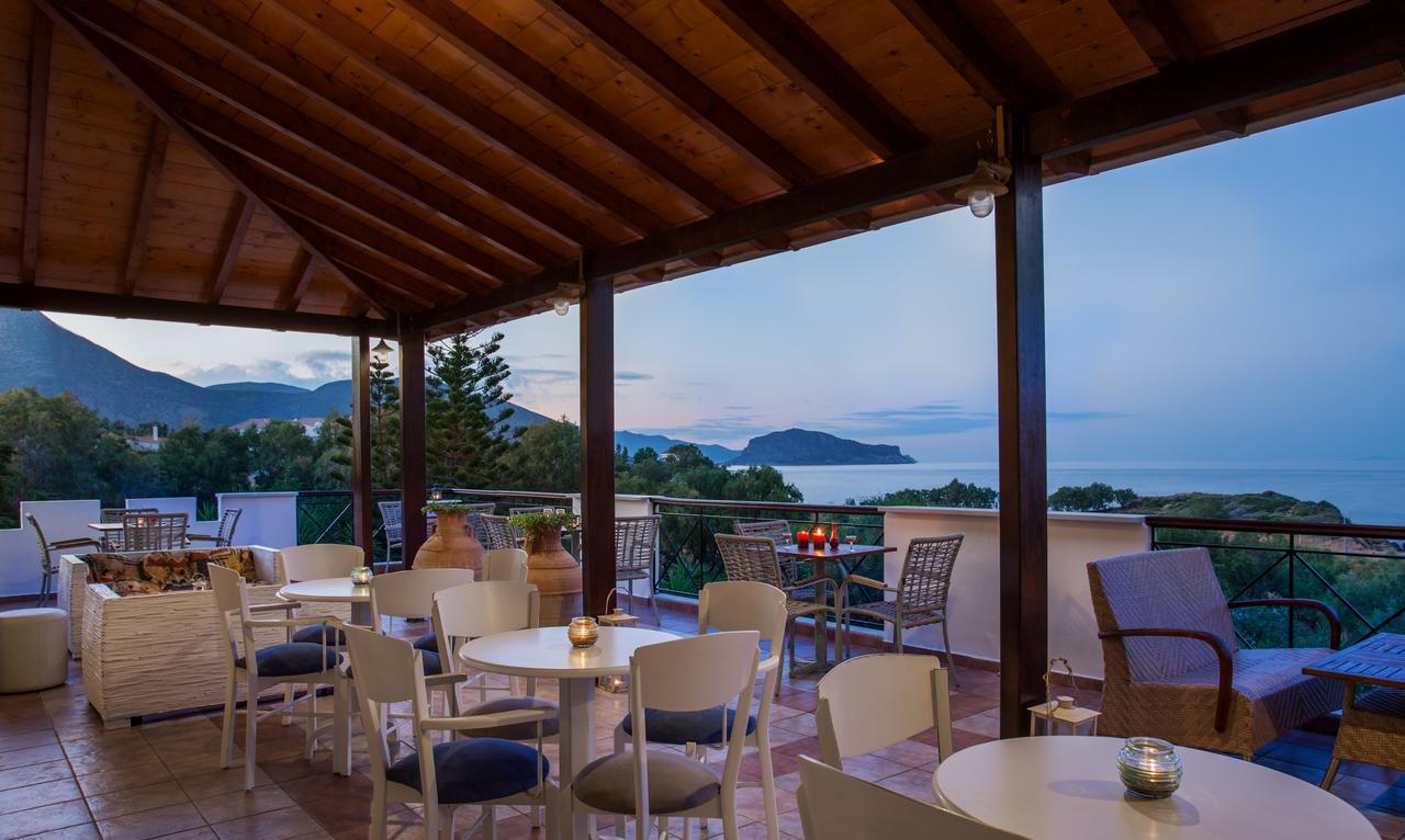 Iris Beach Hotel Monemvasía Exteriör bild